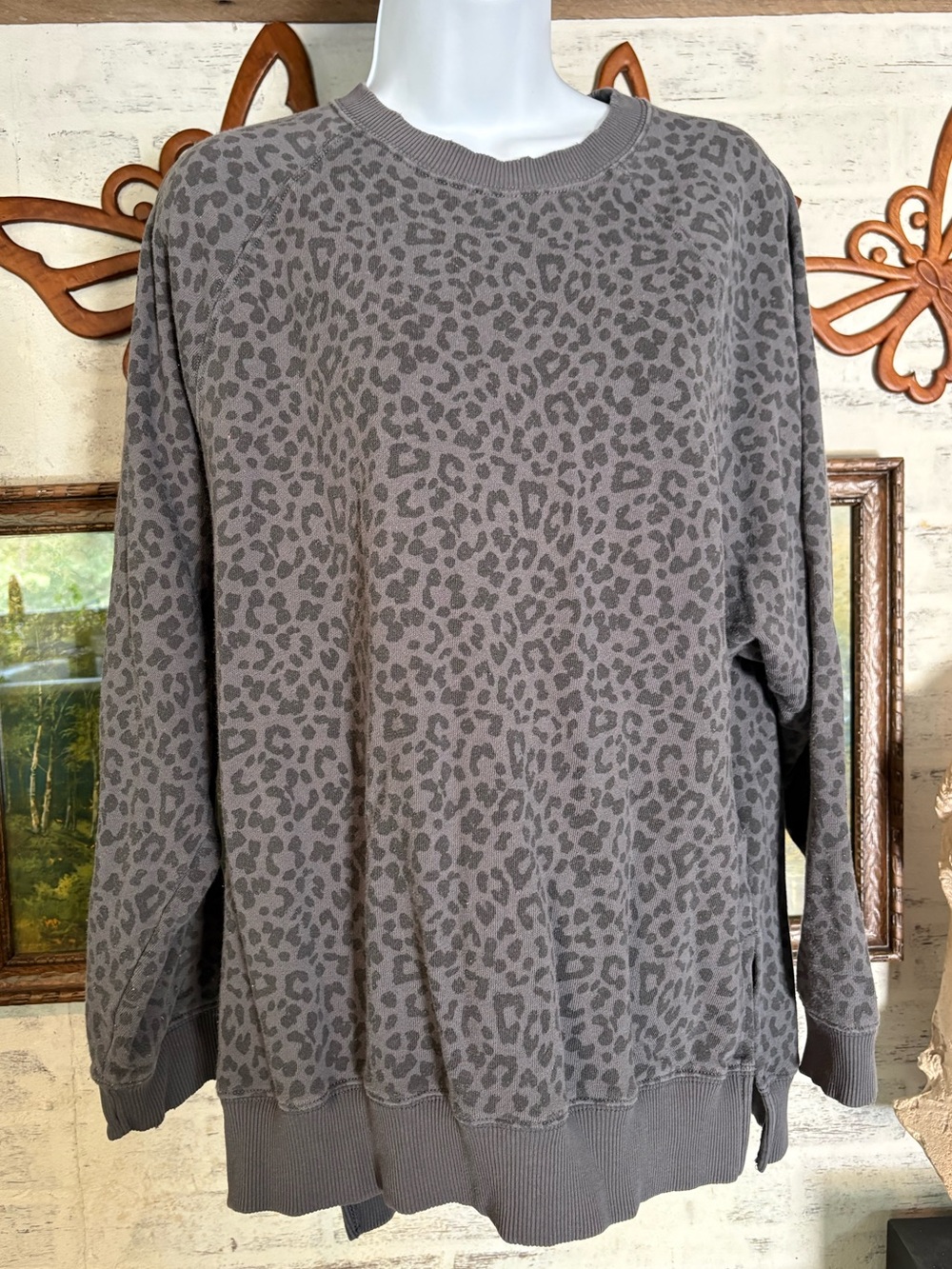 American Eagle "Jegging Fit" or "Ahh-Mazingly Soft" crewneck fleece sweatshirt i